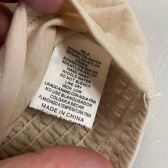 Listicle Womens Crop Top Knotted Front Short Sleeve Beige Size Large Padded - Picture 7 of 7